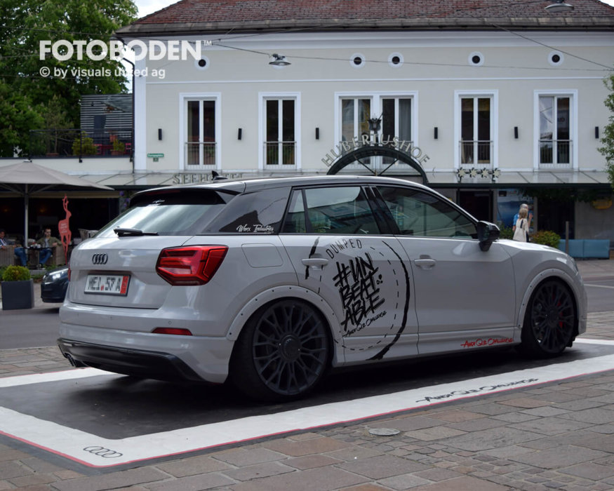 FOTOBODEN™ Outdoor Auto Ausstellungsdesign