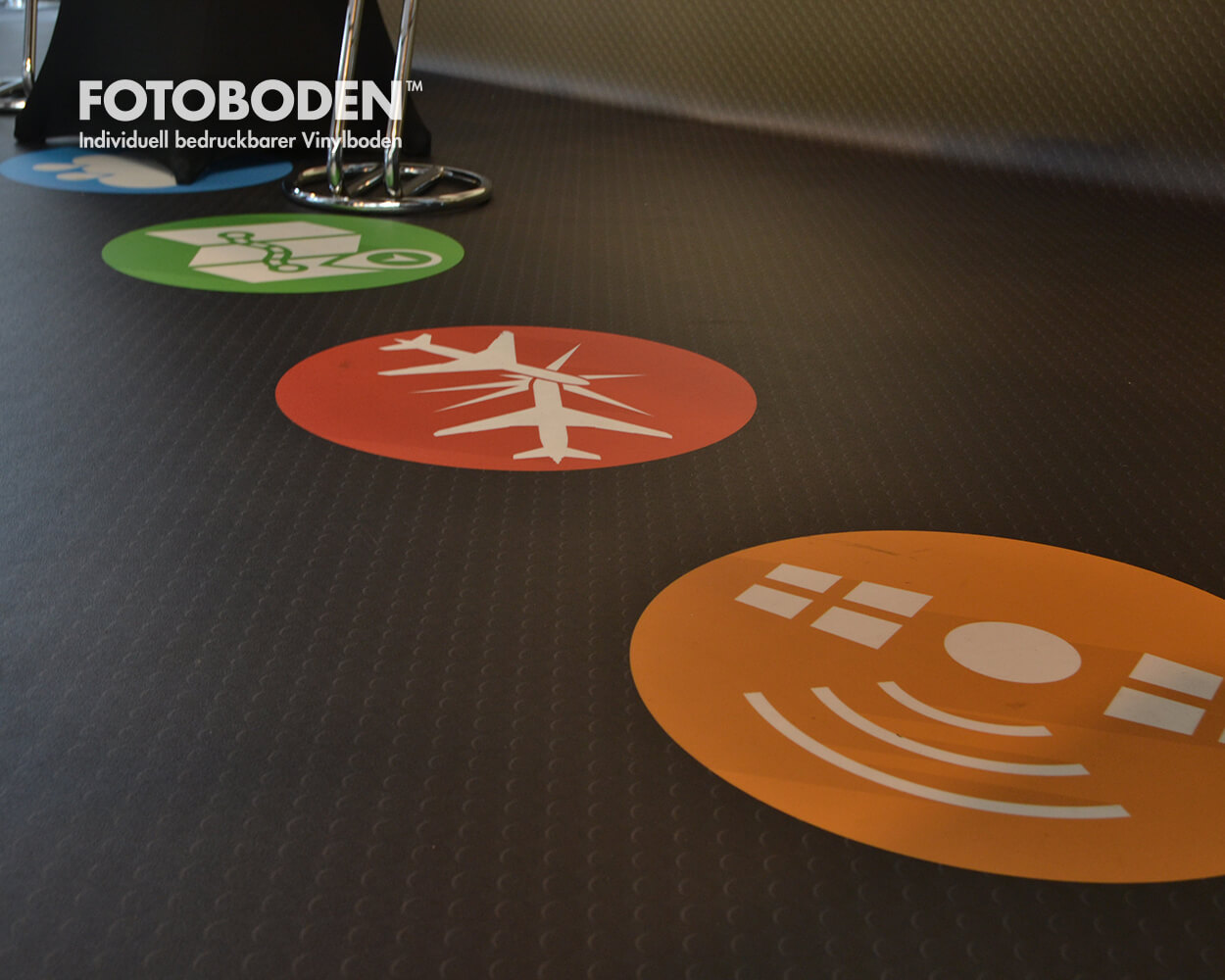 Bodenaufkleber Floor graphics Bodengestaltung