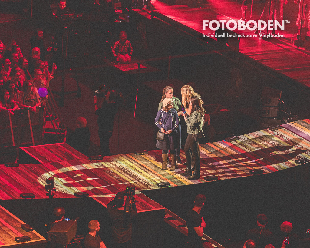 Sarah Conner Konzert Bühnenboden gestaltung mit FOTOBODEN